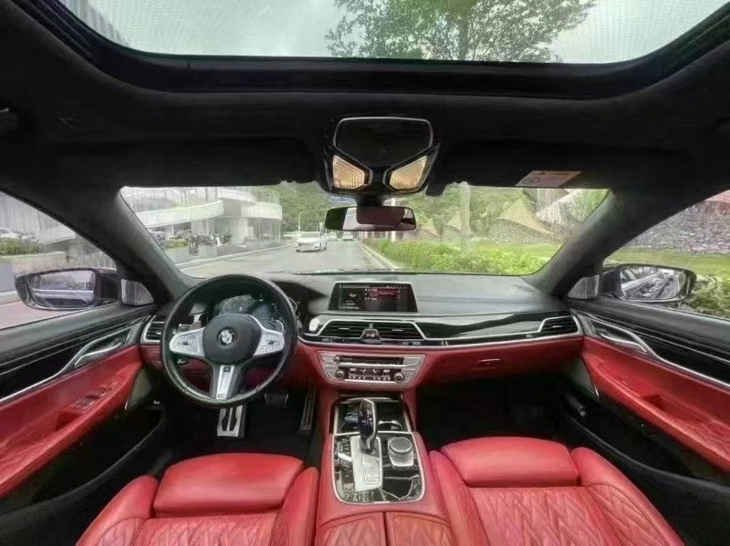 深圳22年寶馬7系4