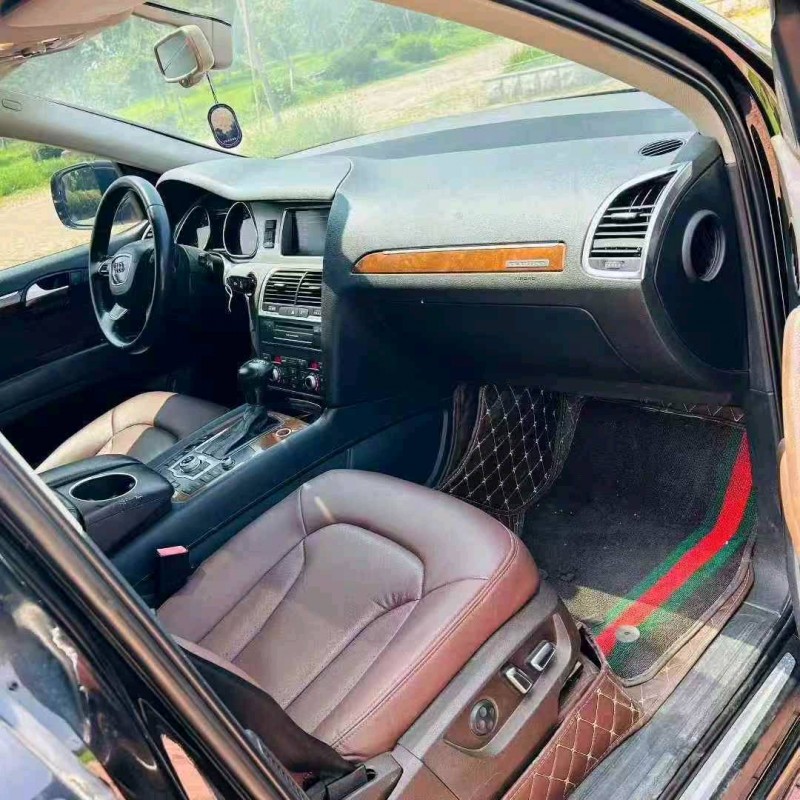 青岛13年奥迪Q74