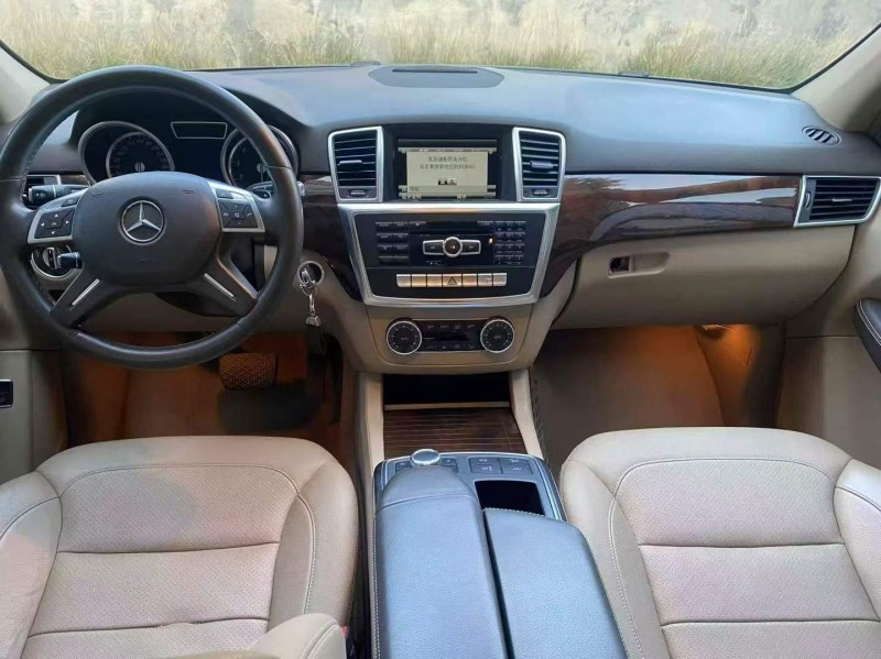 淄博15年奔驰ML4