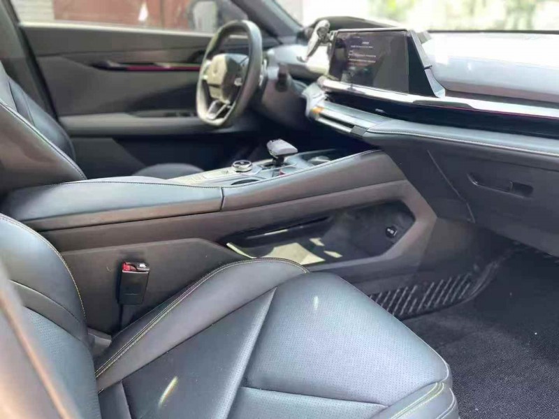 枣庄23年长安汽车UNI4