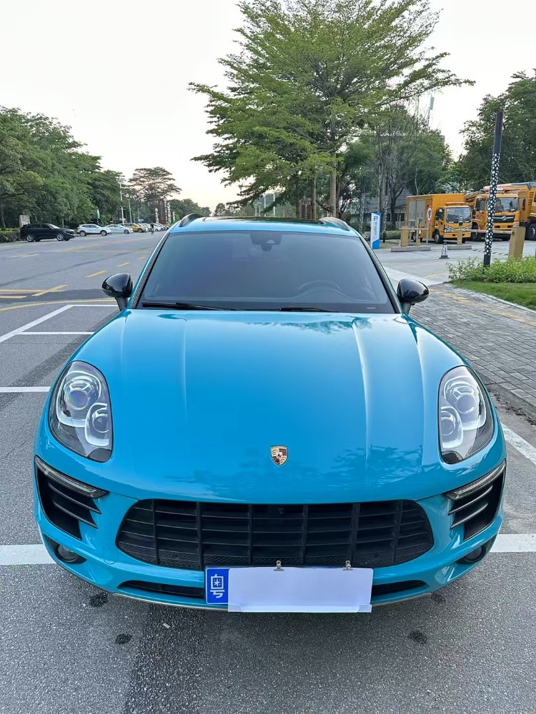 廣州17年保時捷Macan1