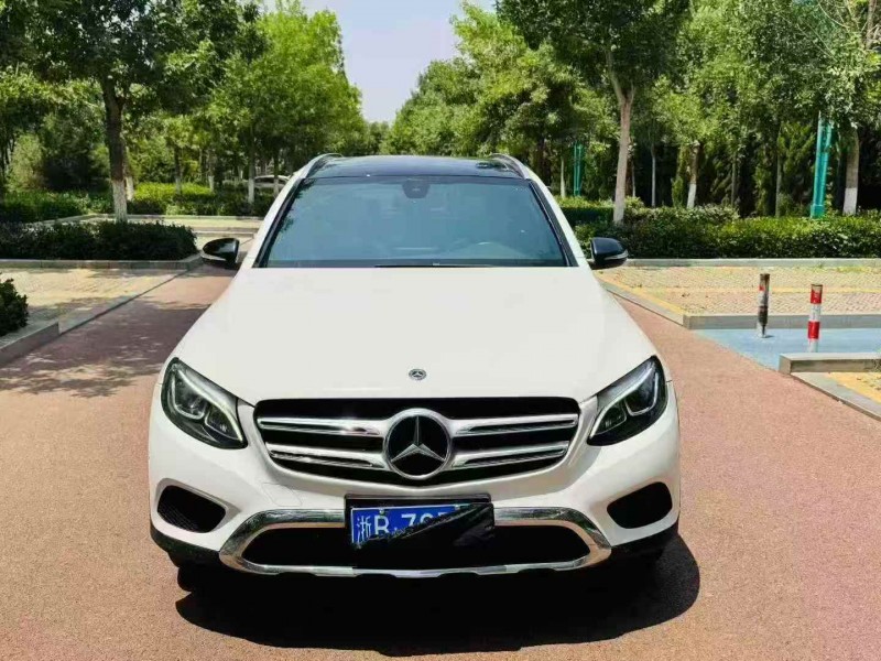 枣庄19年奔驰GLC1