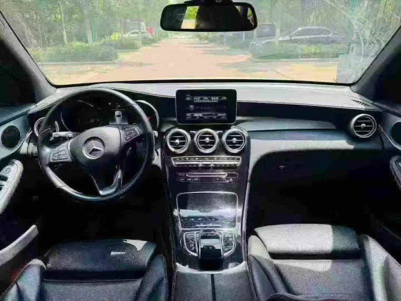 枣庄19年奔驰GLC4