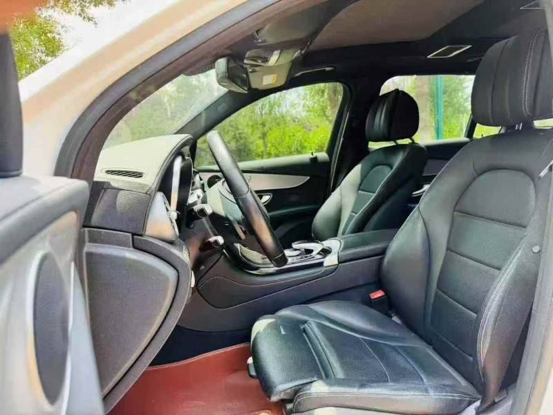 枣庄19年奔驰GLC5