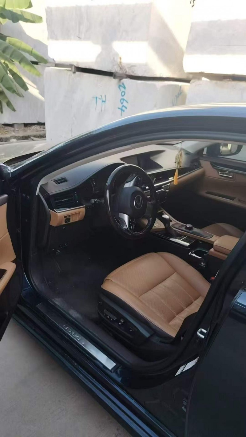 佛山17年雷克薩斯ES7