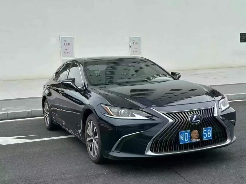 东莞19年雷克萨斯ES3