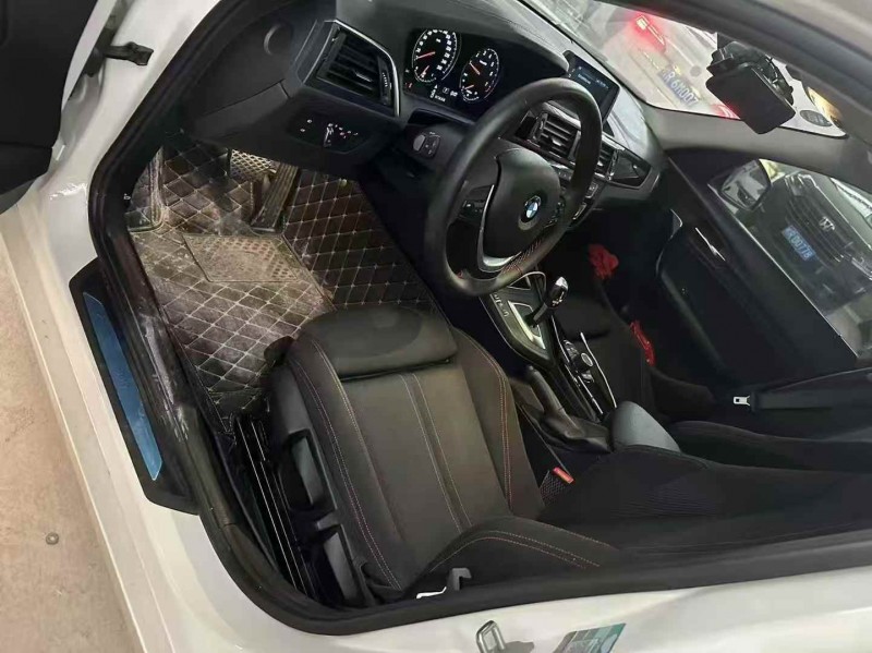 廣州19年寶馬1系4