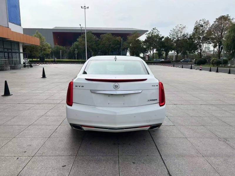 徐州15年凱迪拉克XTS9