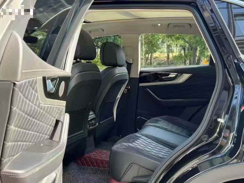 廣州20年紅旗HS56