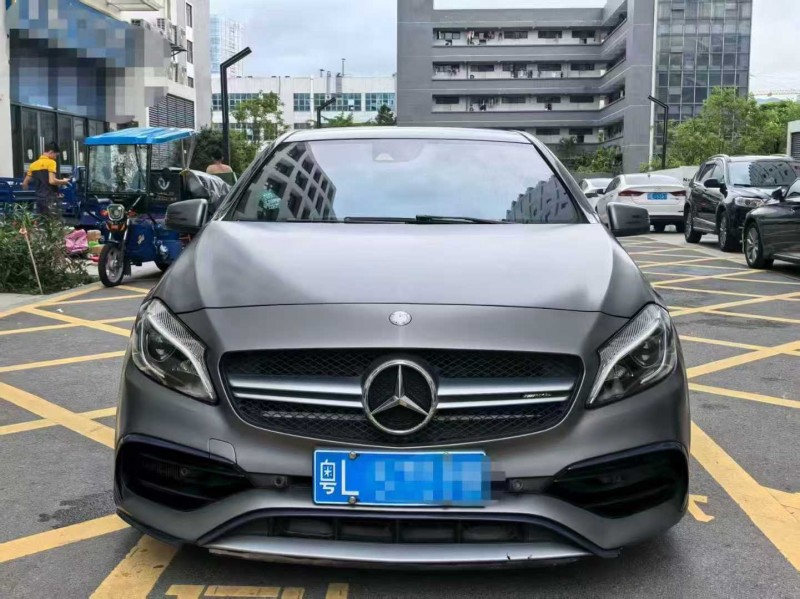 广州17年奔驰AMG1