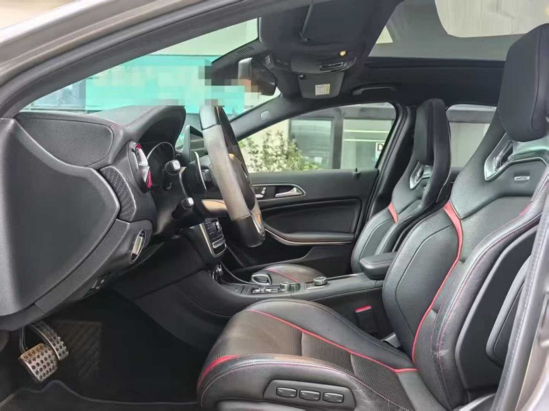 广州17年奔驰AMG5