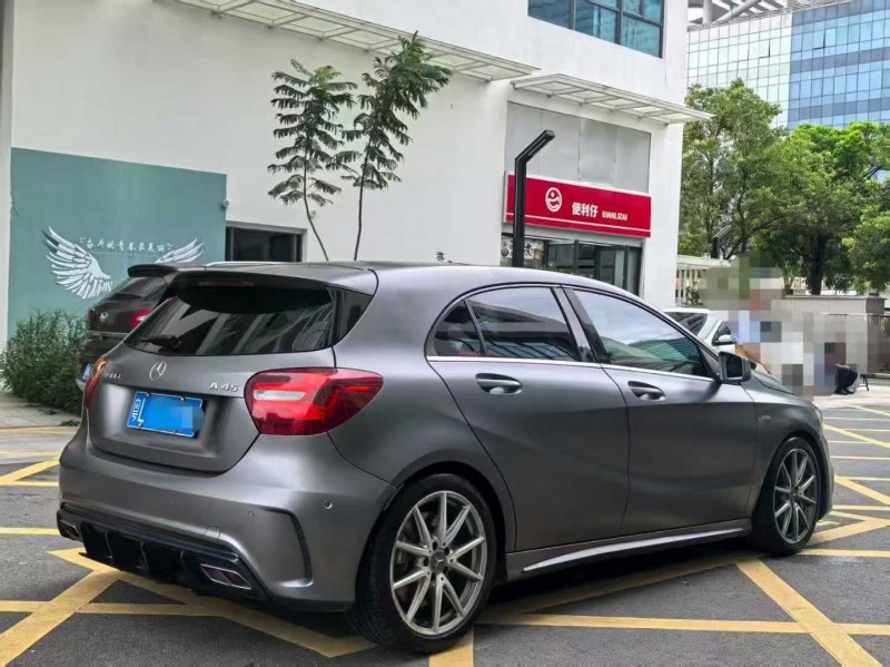 广州17年奔驰AMG9