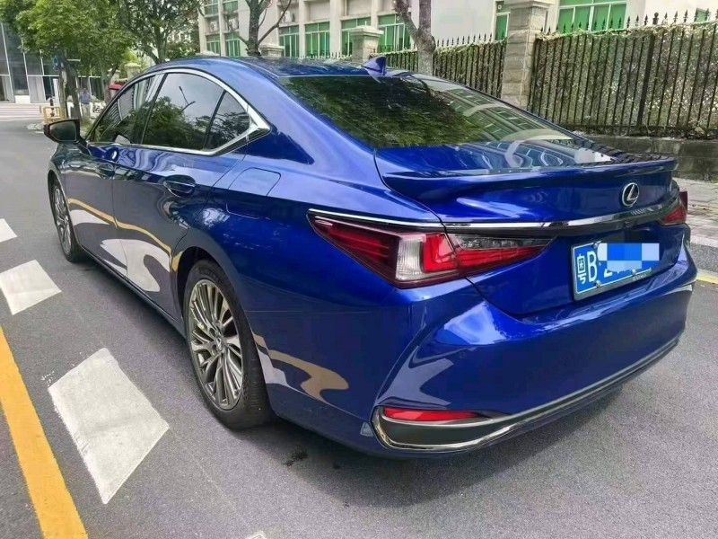 廣州20年雷克薩斯ES7