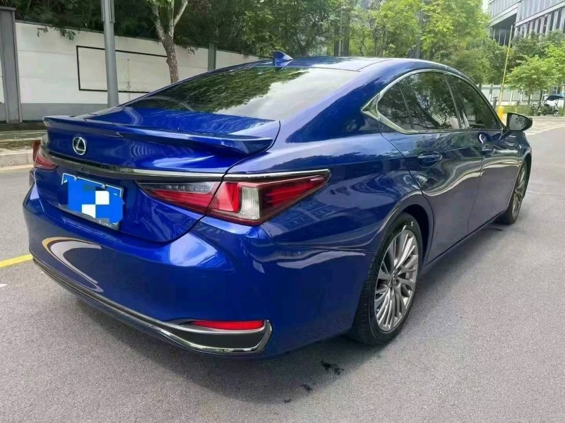 廣州20年雷克薩斯ES8