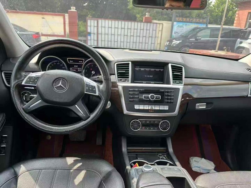 济宁13年奔驰GL4