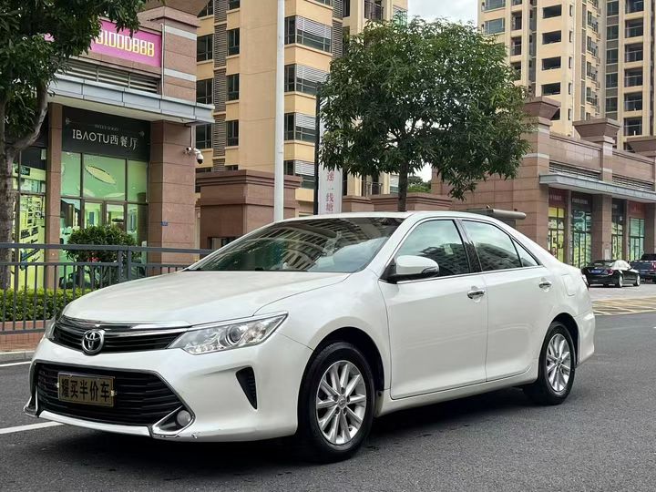 東莞16年豐田凱美瑞3