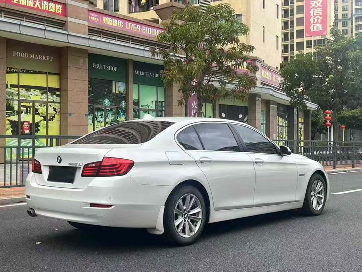 东莞17年宝马3系7