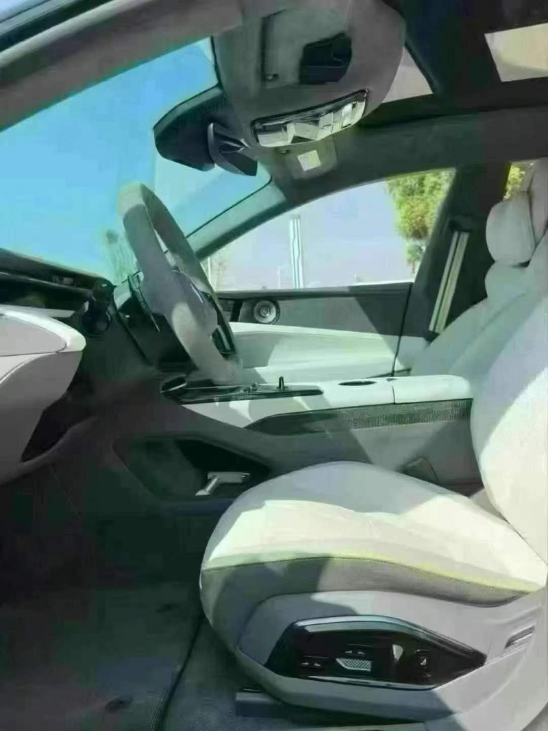 东莞24年路特斯EMIRA4