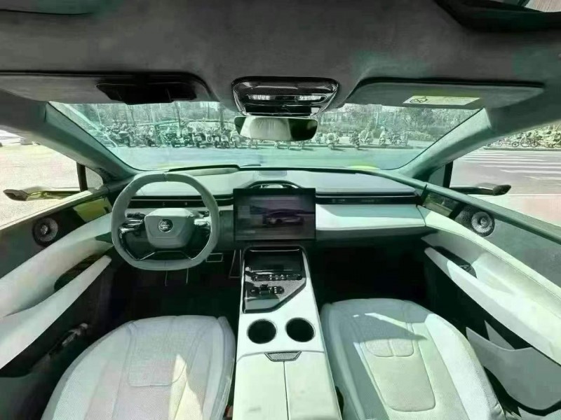 东莞24年路特斯EMIRA5