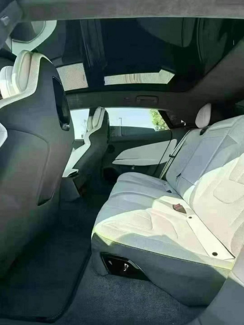 东莞24年路特斯EMIRA6