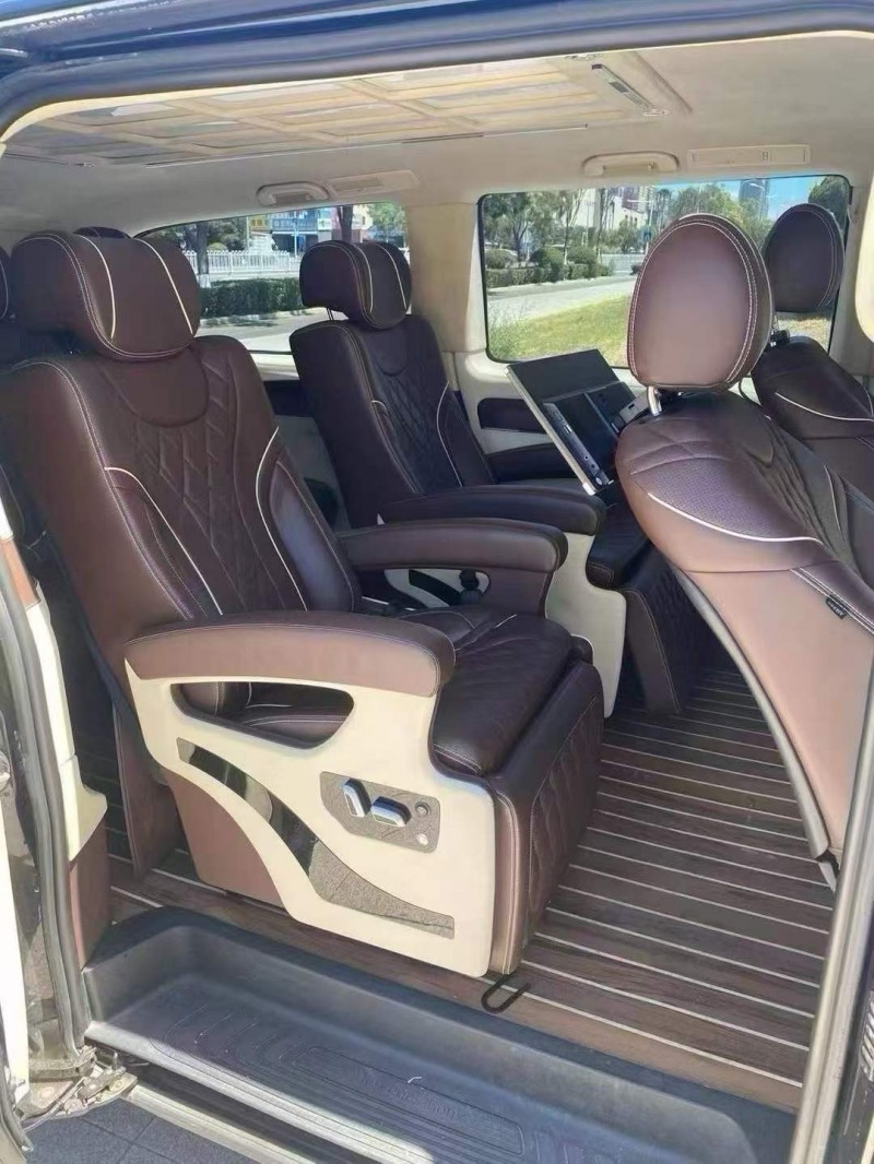 淄博17年奔驰威霆6