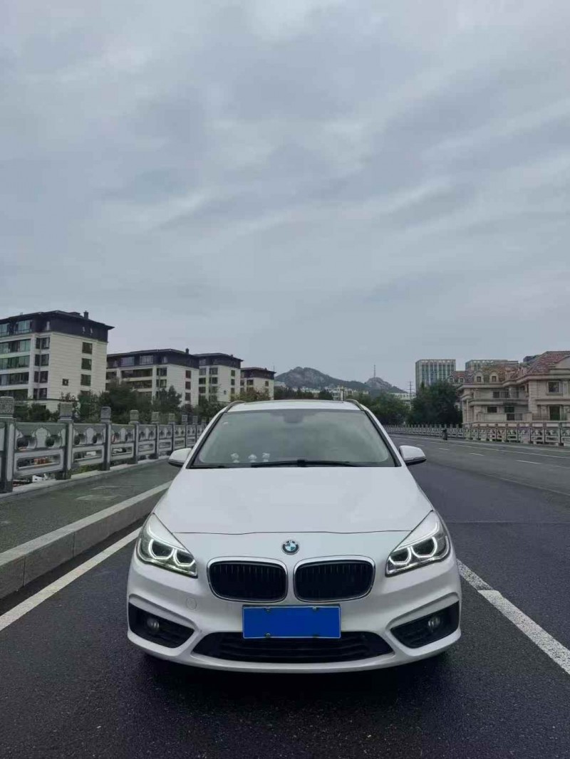 煙臺17年寶馬2系1