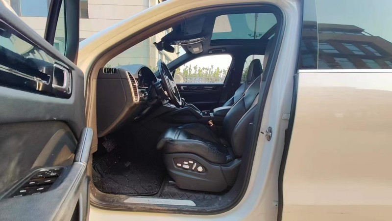 棗莊18年保時捷卡宴4