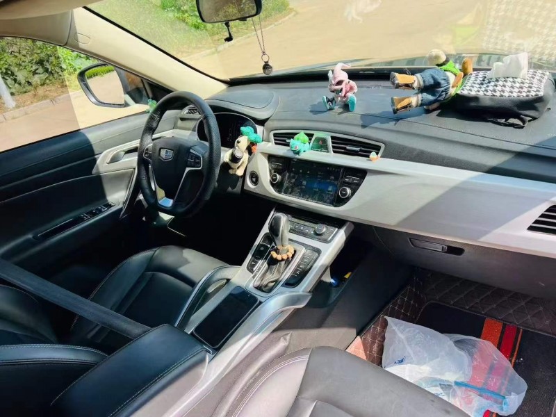 济南17年吉利博越4