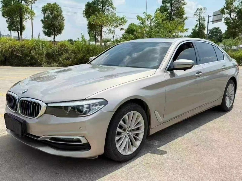 益阳19年宝马5系3