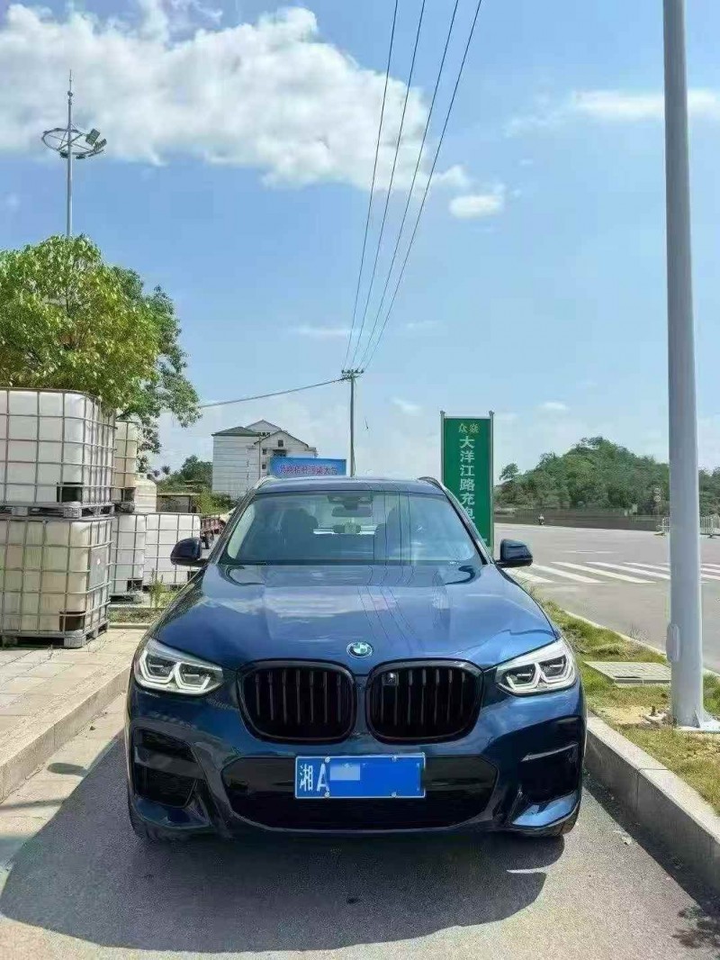 张家界20年宝马X31