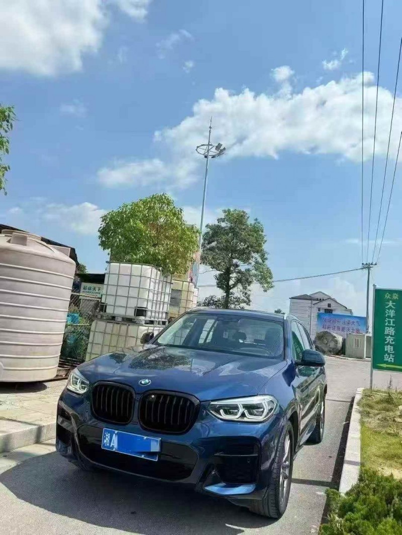 张家界20年宝马X33