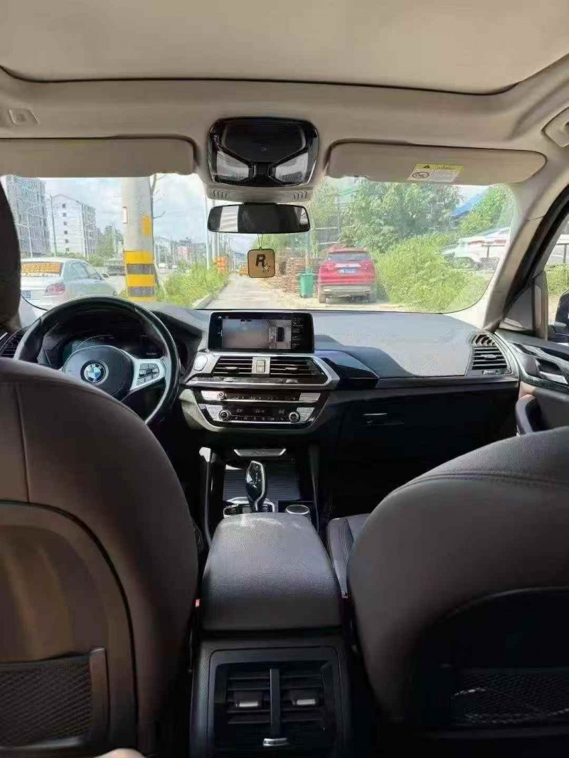 张家界20年宝马X34