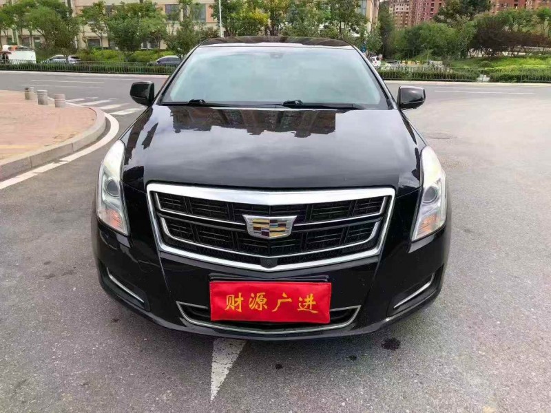 濟寧16年凱迪拉克XTS1