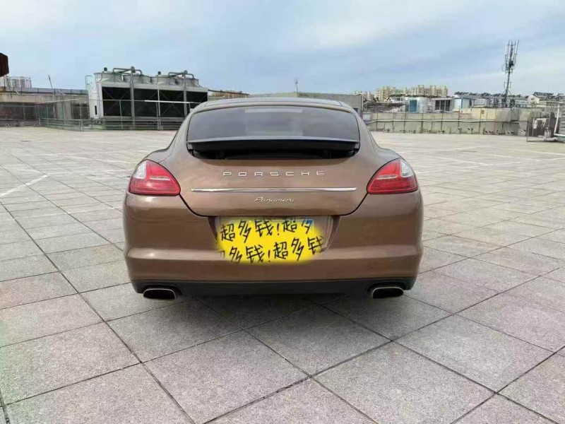 臺州12年保時捷帕拉梅拉9