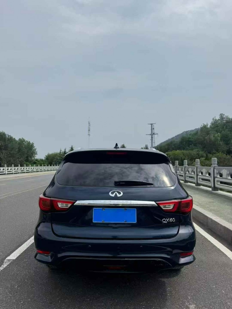 濟寧18年英菲尼迪QX609