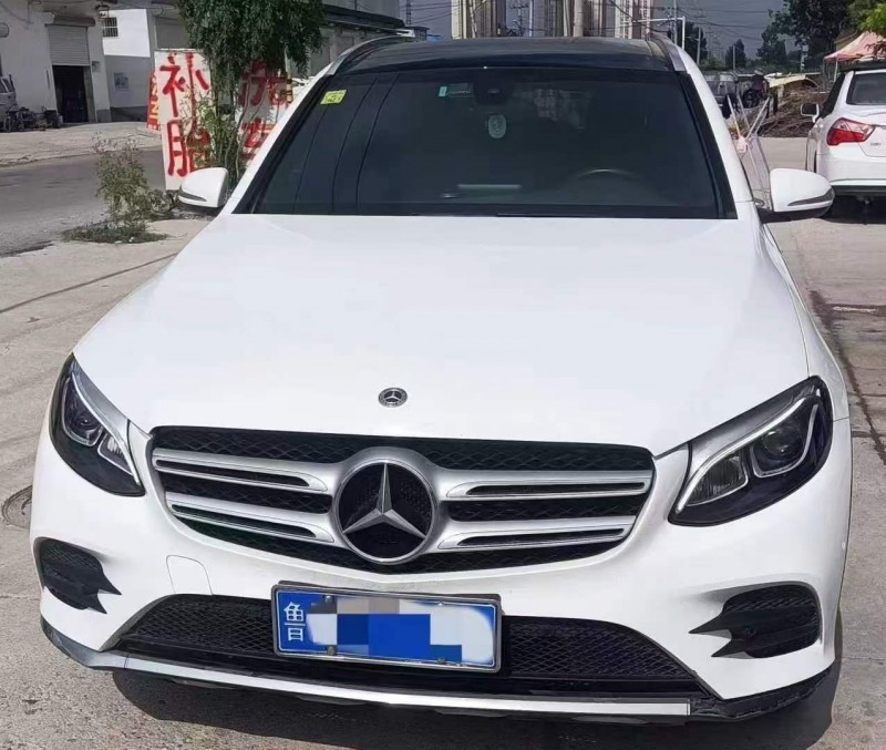 济宁19年奔驰GLC1