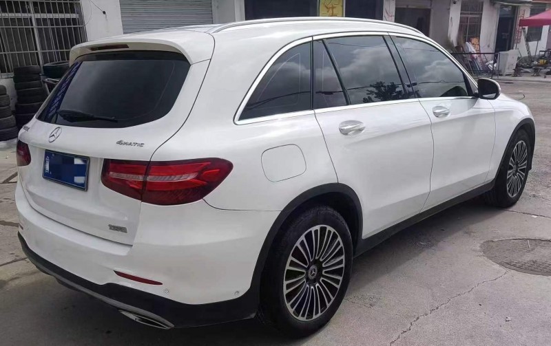 济宁19年奔驰GLC9