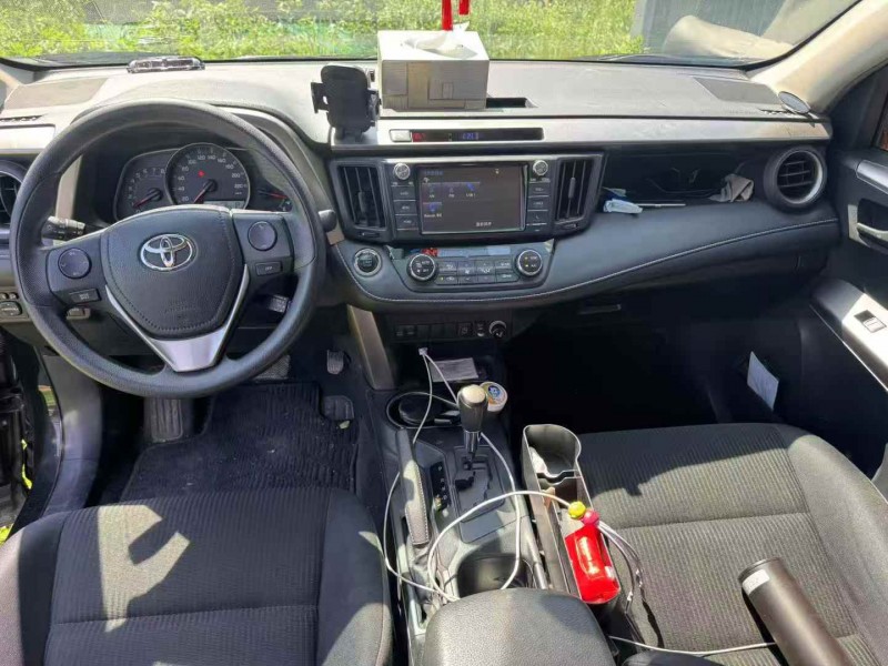 徐州17年丰田RAV4荣放4