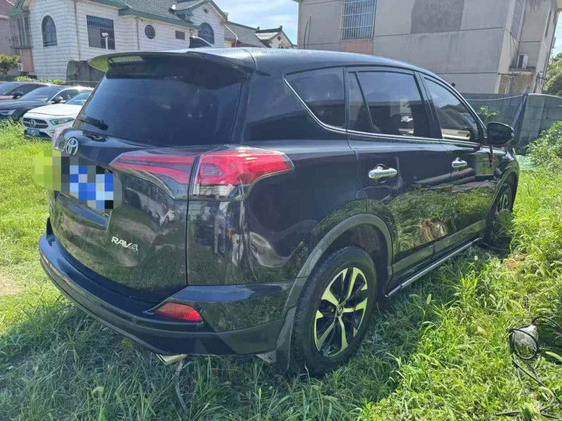 徐州17年丰田RAV4荣放7