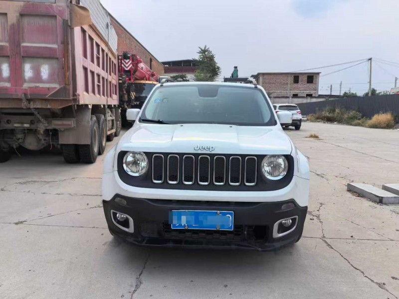 秦皇島17年Jeep自由俠1