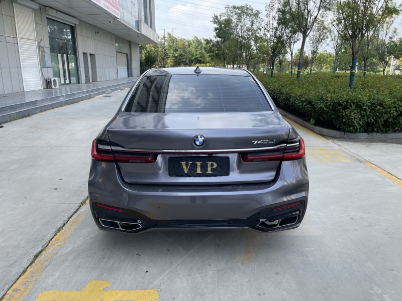 青島10年寶馬7系5