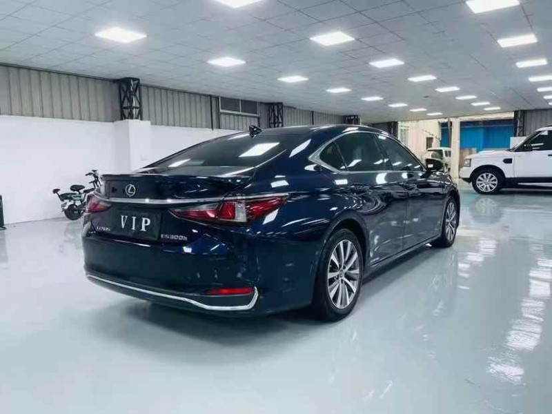 东莞19年雷克萨斯ES6