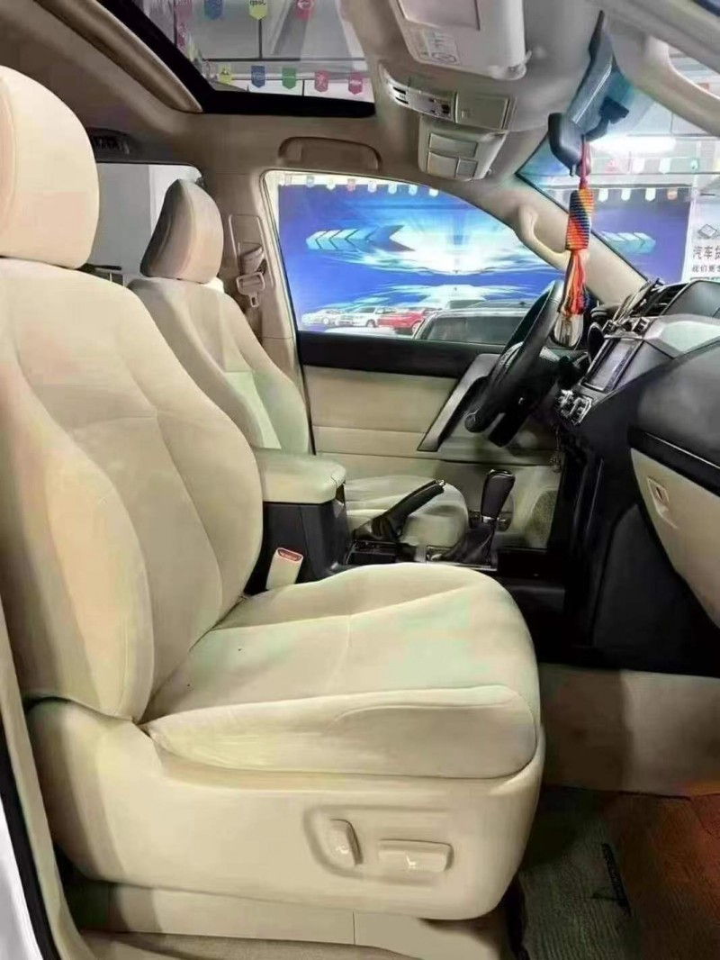 廣州17年豐田普拉多4