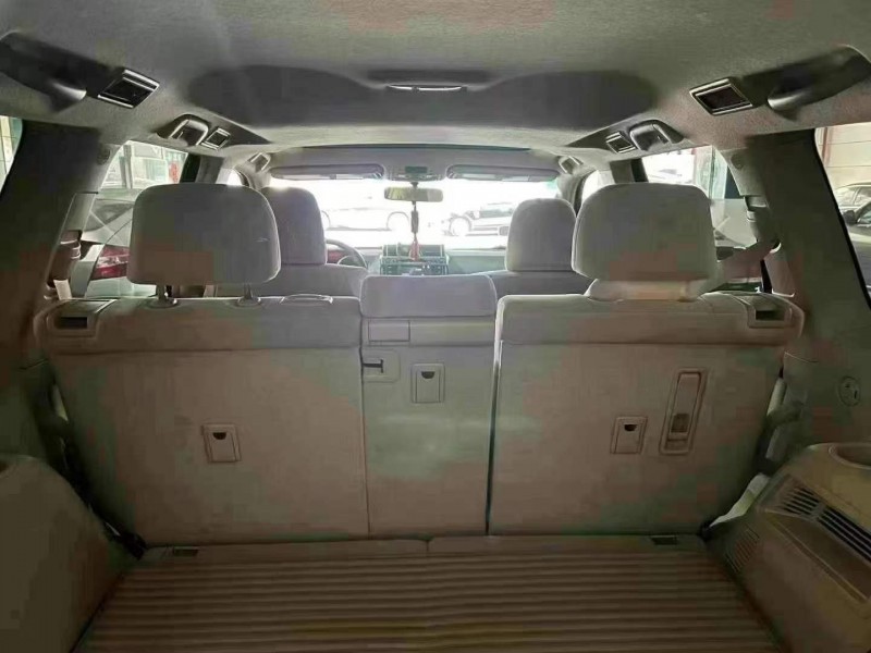 廣州17年豐田普拉多8