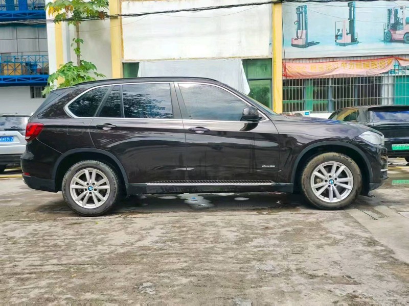 东莞15年宝马X5 M7