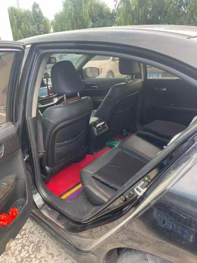 台州14年本田雅阁4