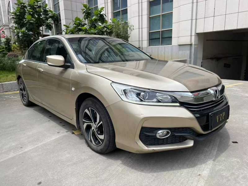 东莞16年本田雅阁2