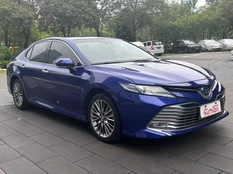 佛山19年豐田凱美瑞2