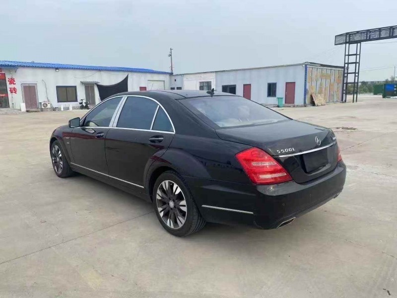 济宁11年奔驰S6