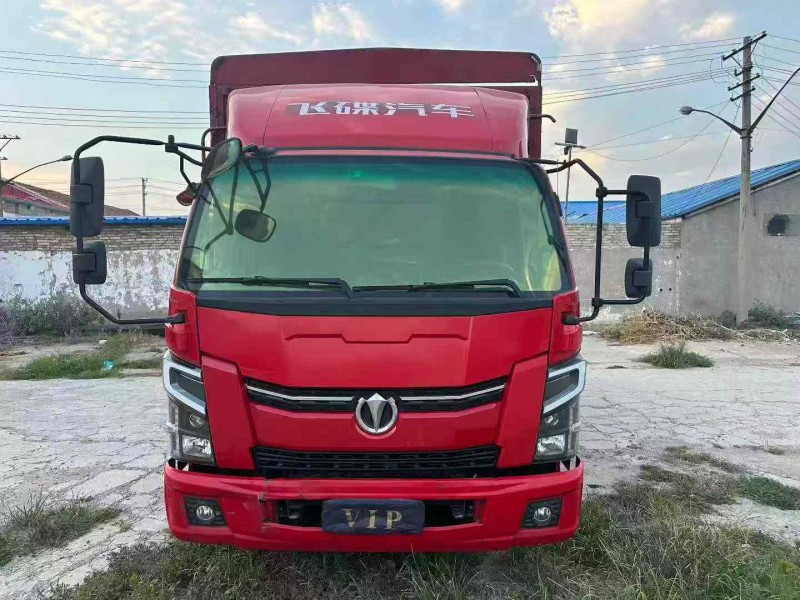 鄭州22年飛碟箱貨貨車1
